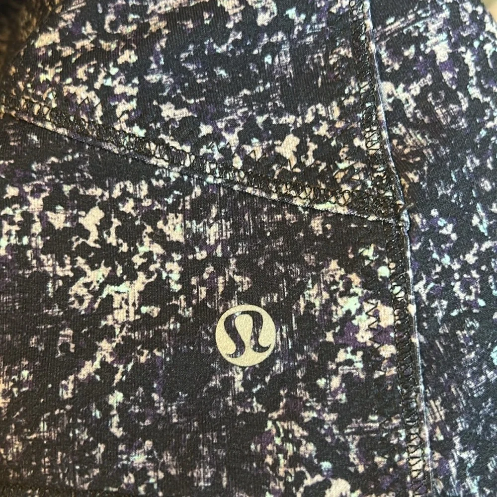 Lululemon Define Jacket - Picture 5 of 6